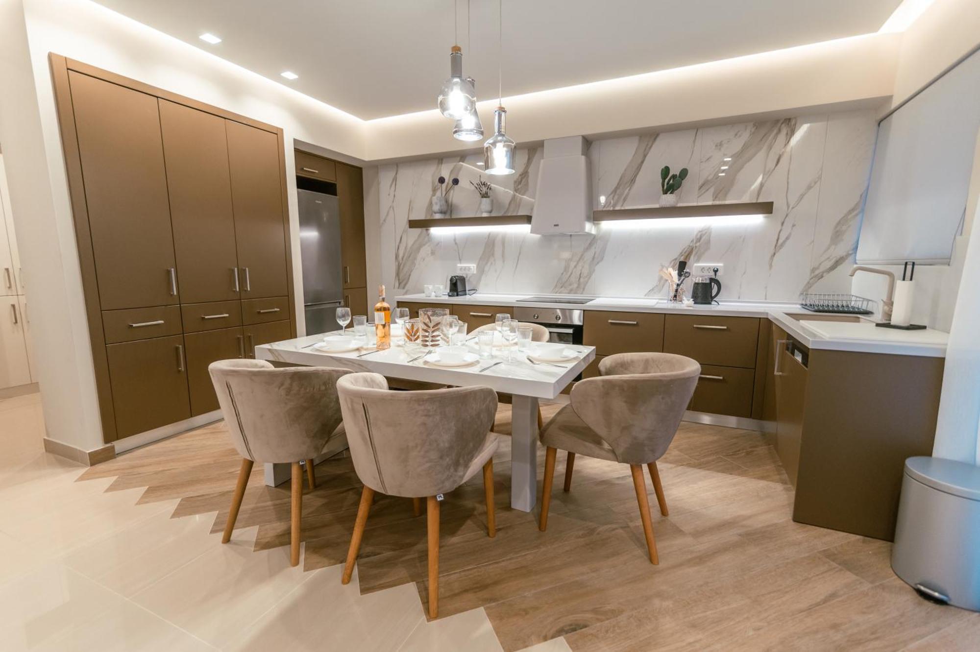 Brand New Elegant Suite Platánion 외부 사진